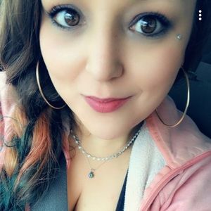 Meet your Posher, Karlene